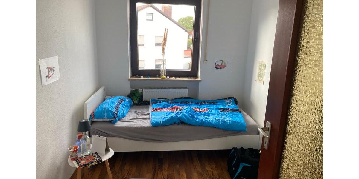 Etagenwohnung Fürth Bislohe - 3 Zimmer, 82 m&sup2;, 970&euro; | Angebot:27609765