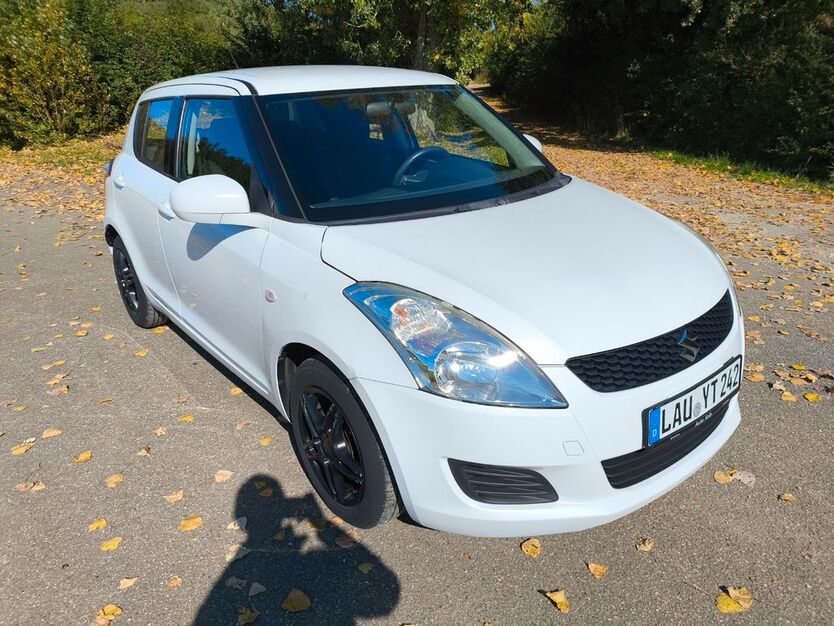 Suzuki Swift 153.000 km 4.900 € Neunkirchen am Sand 91233