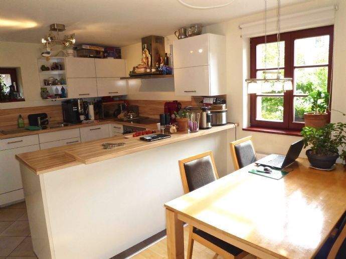 ... Herzklopfen. Querdenken. Nachdenken. Vorausdenken. Individualist gesucht ... 3 zimmer