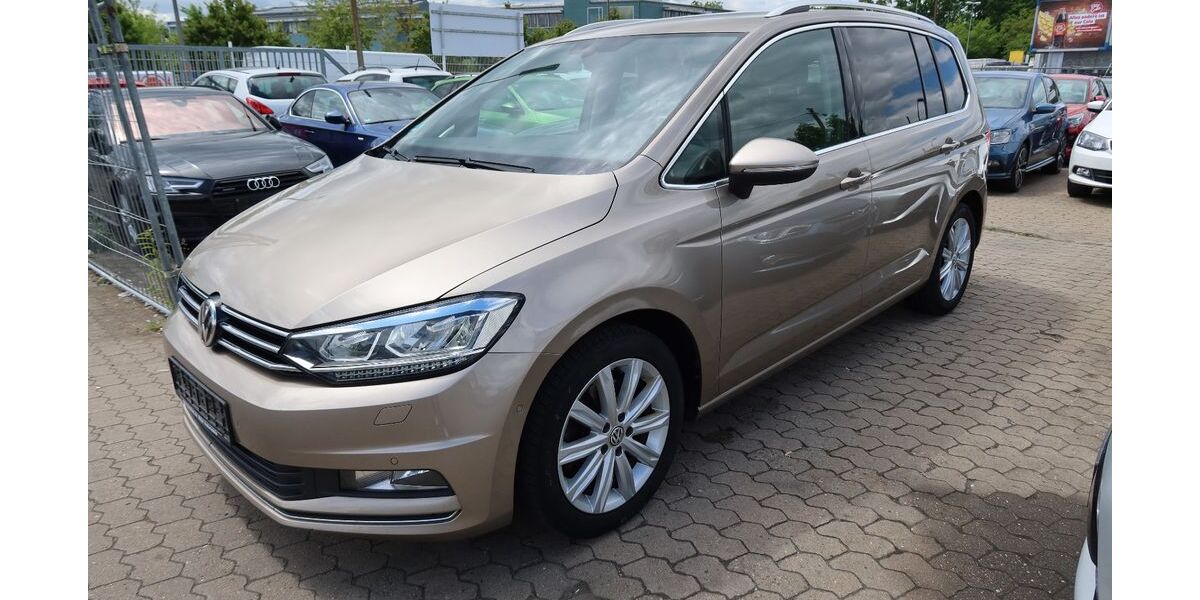 VW Touran 270.000 km 9.990 &euro; Nürnberg 90439