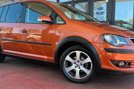 VW Touran 245.739 km 4.970 &euro; Fürth 90763