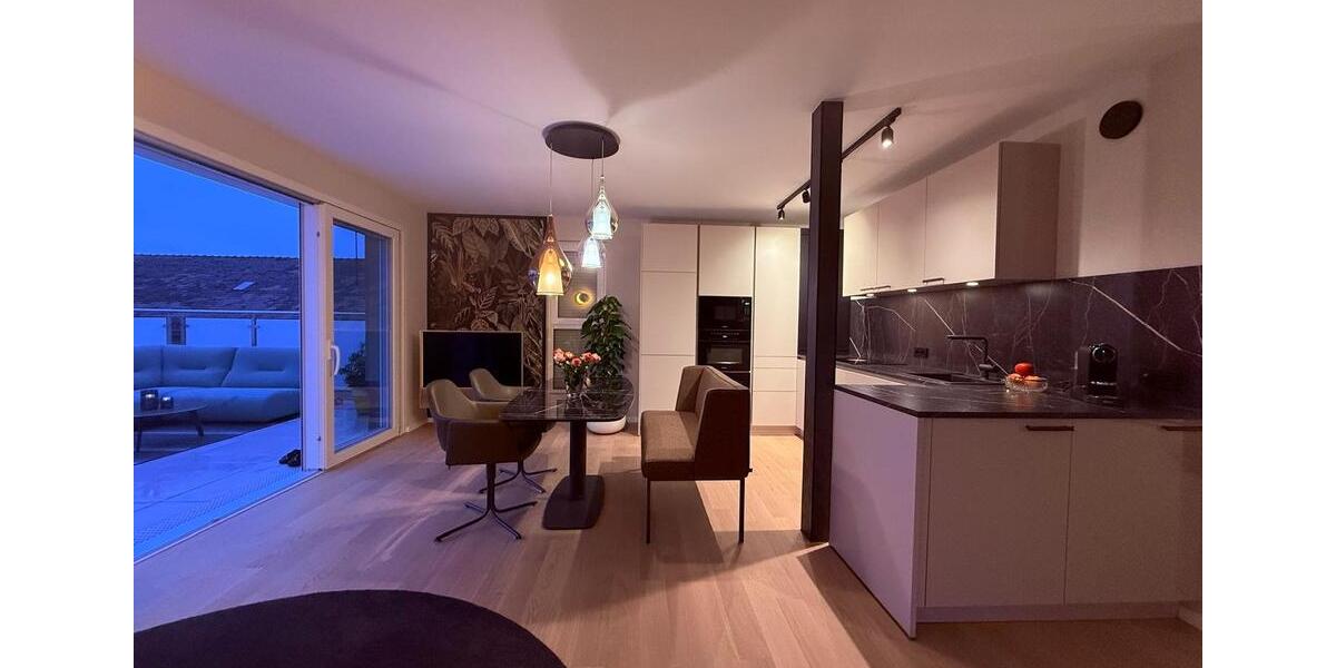 Exklusives Penthouse über den Dächern von Nürnberg-Schniegling 2 zimmer