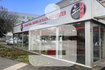 Bürofläche in Topsichtlage mit ca. 250 m² Gesamtfläche in Nürnberg...Ab Herbst 2025 verfügbar! zimmer