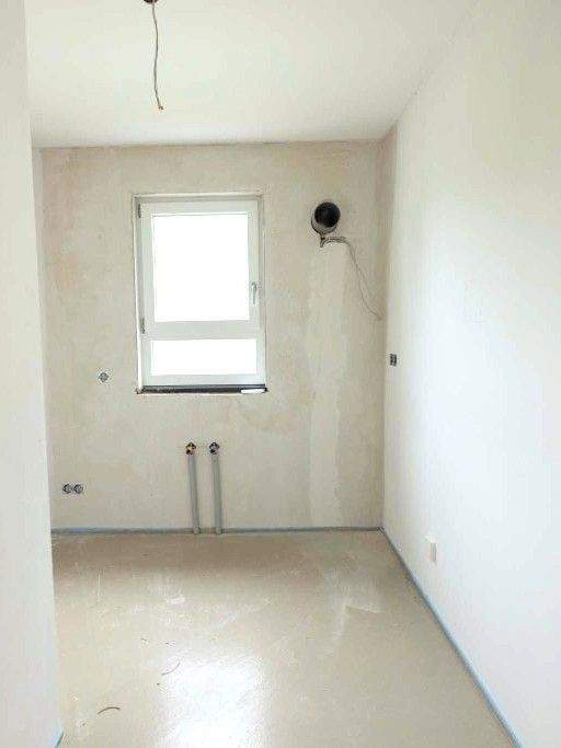 OFFENE BESICHTIGUNG So. 2.11., 14:30-15:30 Uhr in 90427 Nbg. Nord, Großgründl., Reutleser Str. 5: 2 Zi. ETW im 5 Fam.... 2 zimmer