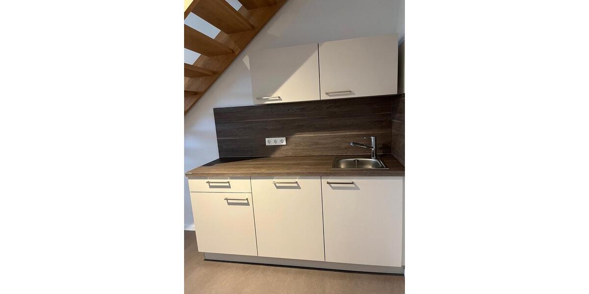Maisonettenwohnung Nürnberg Almoshof - 1 Zimmer, 14 m&sup2;, 460&euro; | Angebot:25988922