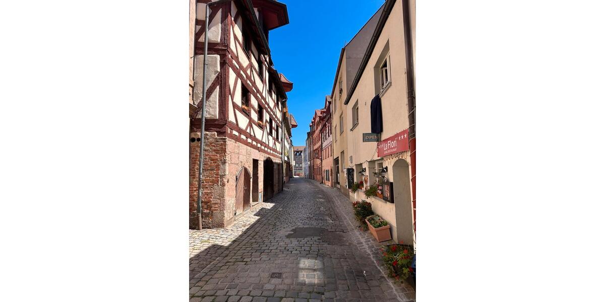 Erdgeschoßwohnung Nürnberg Altstadt, St. Lorenz - 2 Zimmer, 47 m&sup2;, 169.000&euro; | Angebot:27231122