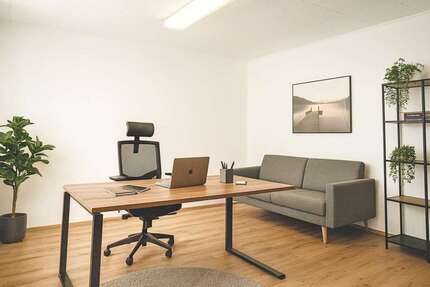 Büro in Fürth 523,60 € 59 m² zimmer