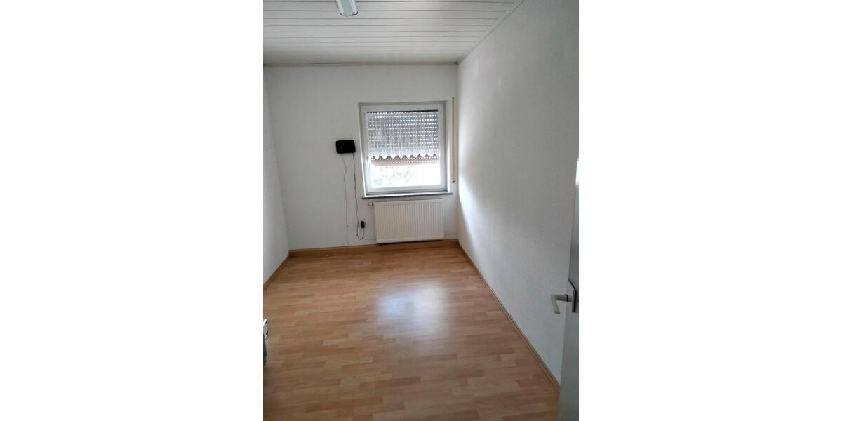 Etagenwohnung Postbauer-Heng Heng - 4 Zimmer, 90 m&sup2;, 800&euro; | Angebot:26481184