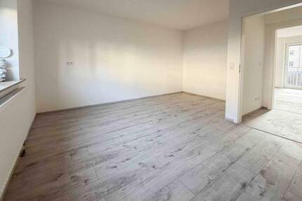 Haus Nürnberg Sandreuth - 2 Zimmer, 179.000&euro; | Angebot:25051703