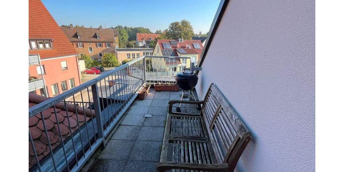 Großzügige und helle 4-Zimmer-Wohnung im Herzen von Feucht 4 zimmer