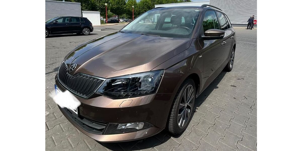 Skoda Fabia 94.368 km 9.450 &euro; Nürnberg 90431