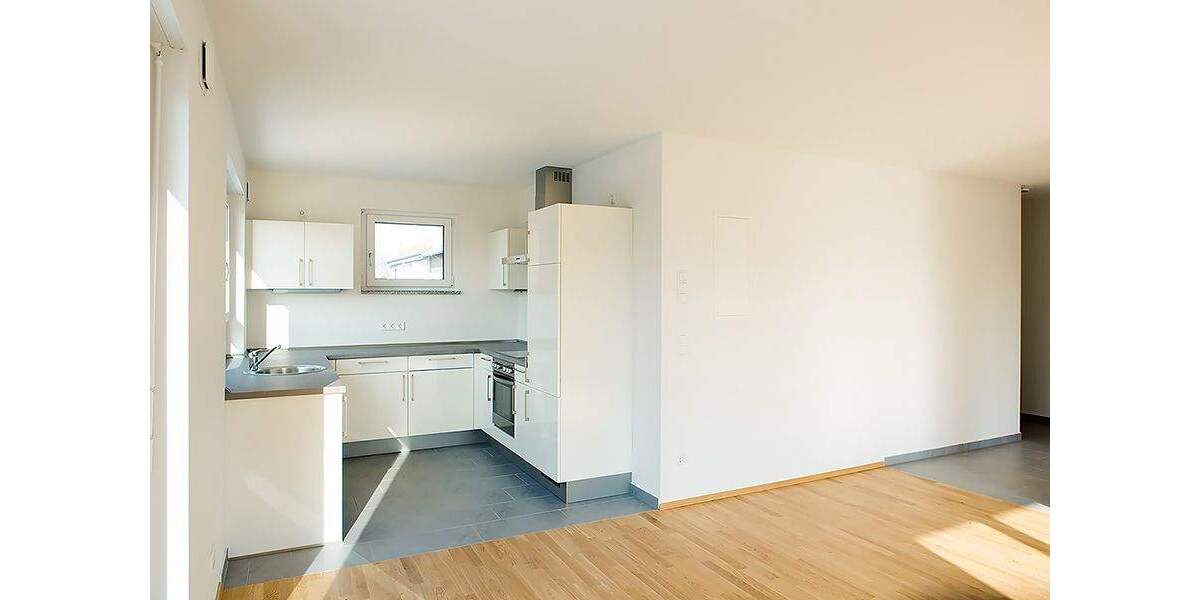 Etagenwohnung Fürth Stadeln - 3 Zimmer, 107 m&sup2;, 1.340&euro; | Angebot:25688776