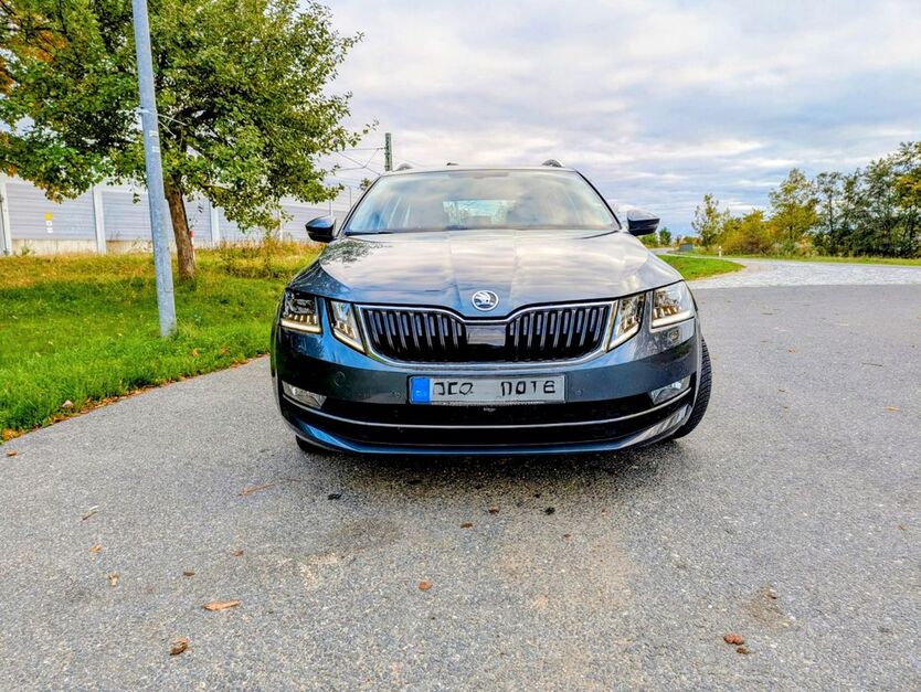 Skoda Octavia 116.000 km 15.400 € Baiersdorf 91083