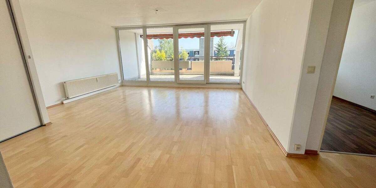 Etagenwohnung Nürnberg Langwasser - 3 Zimmer, 95 m&sup2;, 1.080&euro; | Angebot:25525215