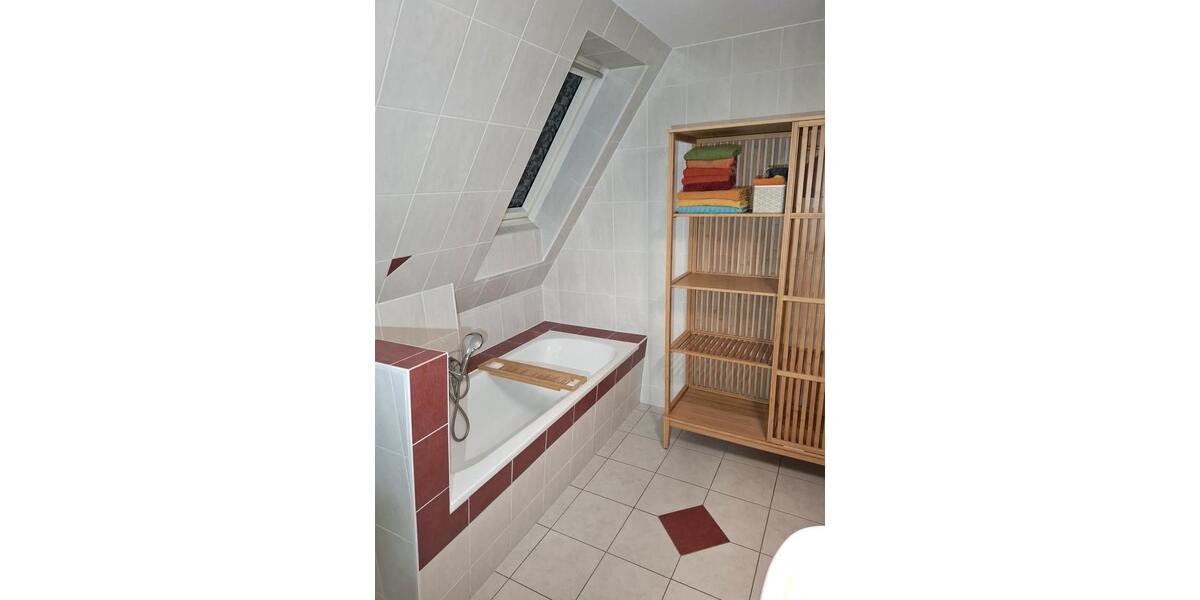 Dachgeschoßwohnung Lauf an der Pegnitz - 3 Zimmer, 111 m&sup2;, 369.000&euro; | Angebot:25280887