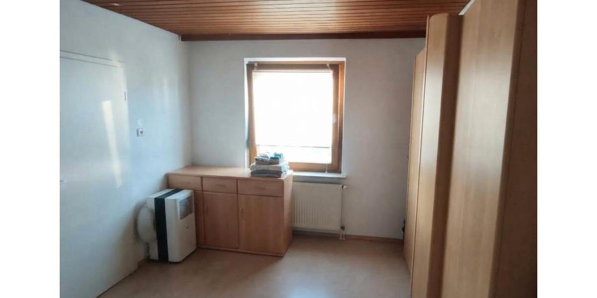 Etagenwohnung Forchheim - 3 Zimmer, 84 m&sup2;, 880&euro; | Angebot:27606219