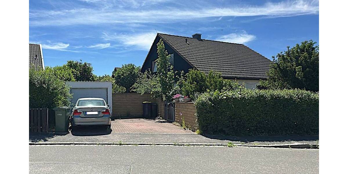 Einfamilienhaus Roßtal - 3 Zimmer, 90 m&sup2;, 387.000&euro; | Angebot:26910302