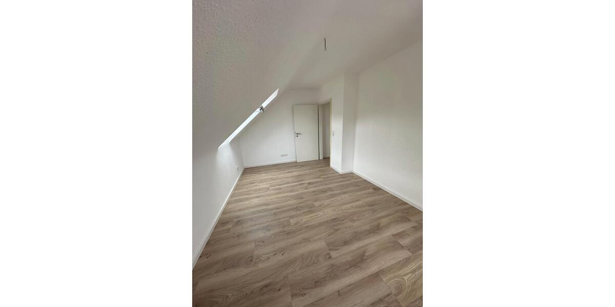 Dachgeschoßwohnung Oberasbach - 3 Zimmer, 51 m&sup2;, 199.000&euro; | Angebot:26995670