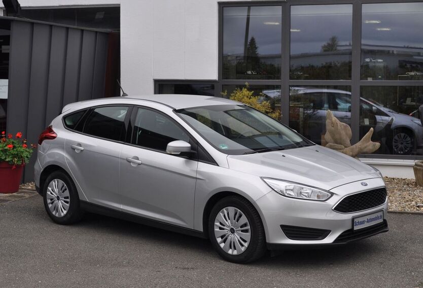 Ford Focus 60.900 km 10.900 € Fürth / Sack 90765