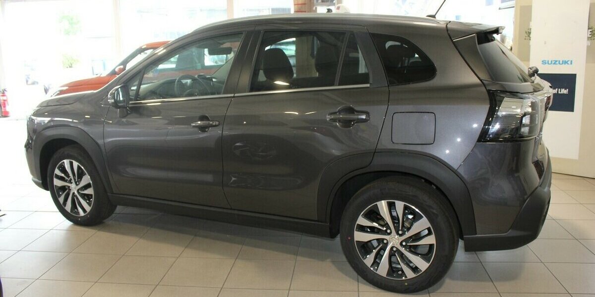 Suzuki SX4 S-Cross Comfort+ 4x4 7.500 km 28.990 &euro; Fürth 90763