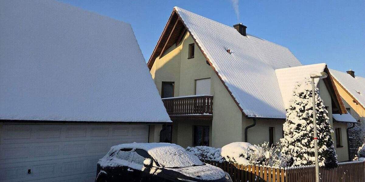 Einfamilienhaus Roßtal - 6 Zimmer, 162 m&sup2;, 849.000&euro; | Angebot:25711087