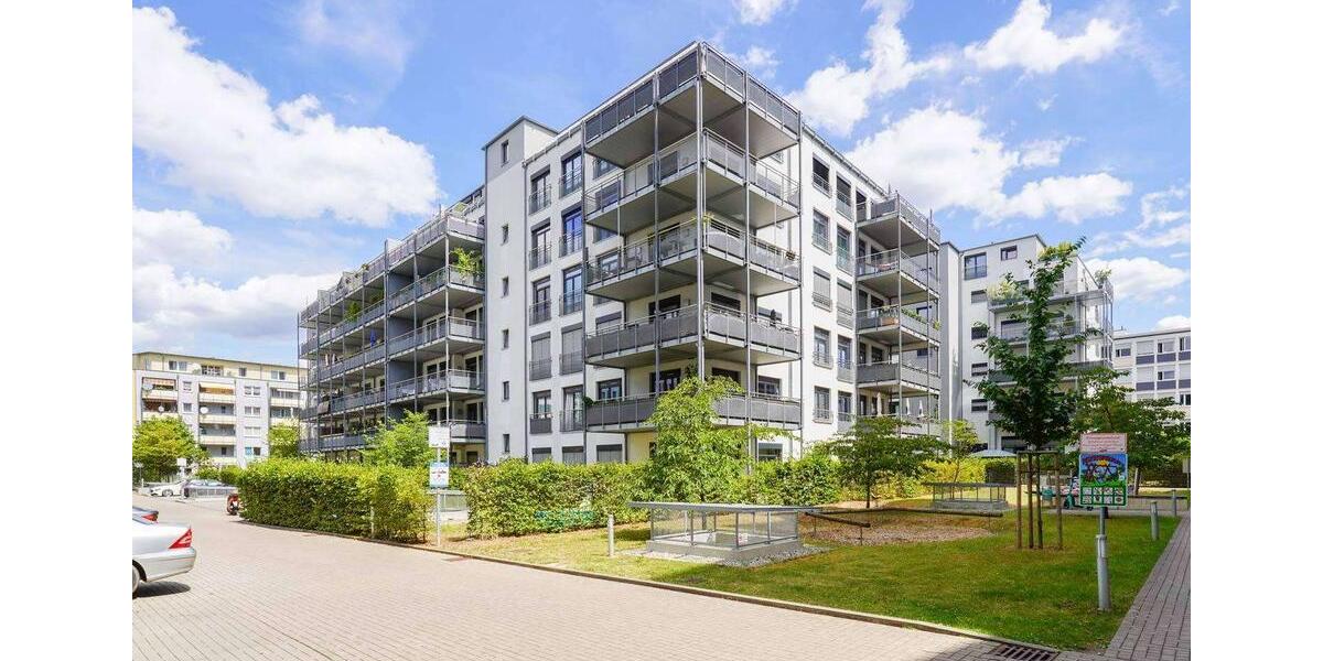 10 Min. ins Zentrum: Modernes Penthouse mit 65 m² Dachterrasse 4 zimmer