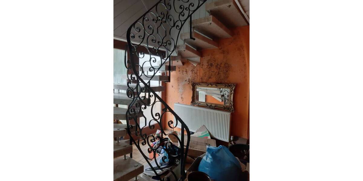 Einfamilienhaus Zirndorf Bronnamberg - 9 Zimmer, 160 m&sup2;, 469.000&euro; | Angebot:25662809