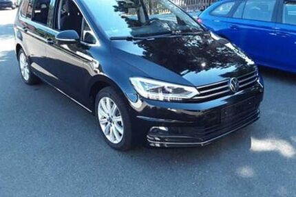 VW Touran 15.100 km 35.770 &euro; Schwabach 91126