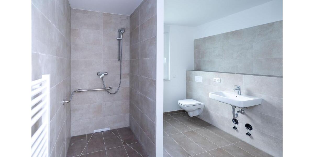 Terrassenwohnung Roth - 2 Zimmer, 66 m&sup2;, 925&euro; | Angebot:23567255