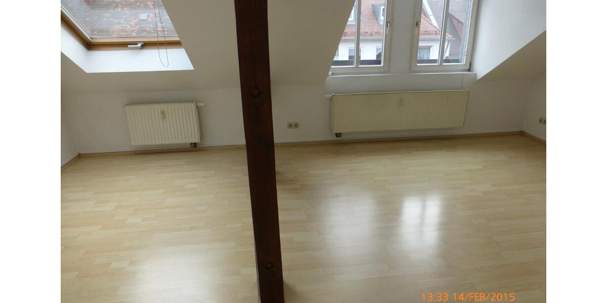 Dachgeschoßwohnung Nürnberg Herrnhütte - 2 Zimmer, 80 m&sup2;, 1.015&euro; | Angebot:27540103