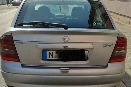 Opel Astra 84.000 km 2.300 &euro; Nürnberg 90449