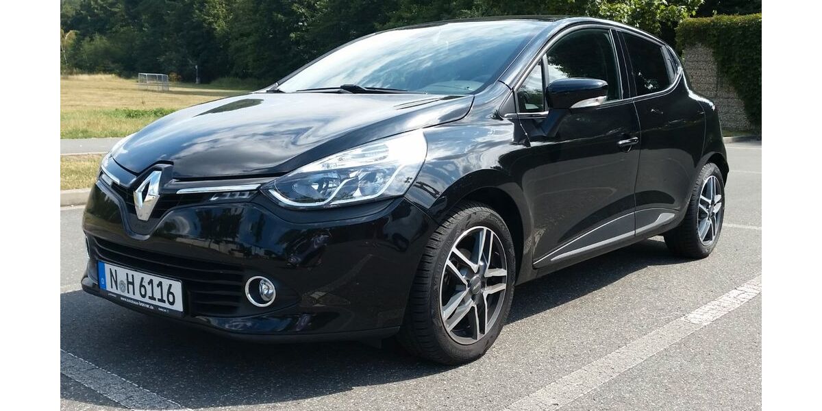 Renault Clio 118.600 km 7.900 &euro; Nürnberg 90451