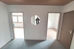 4 Zi. OG Wohnung mit Balkon, Gartenanteil und Garage