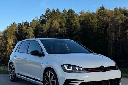 VW Golf 88.400 km 25.995 &euro; Oberasbach 90522