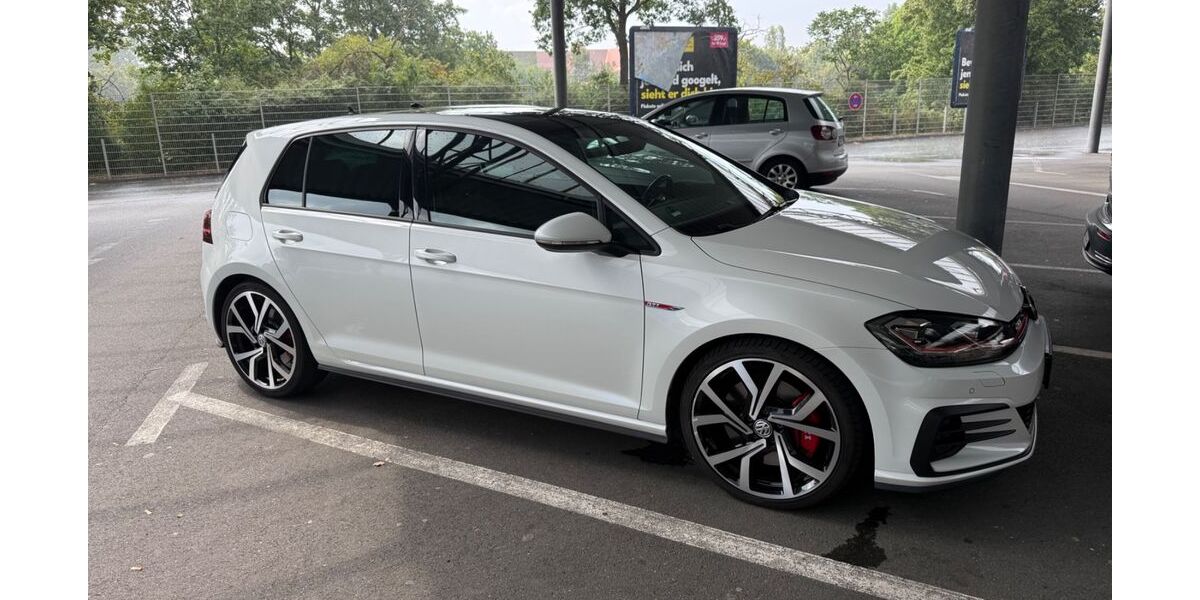 VW Golf 66.000 km 22.999 &euro; Obermichelbach 90587