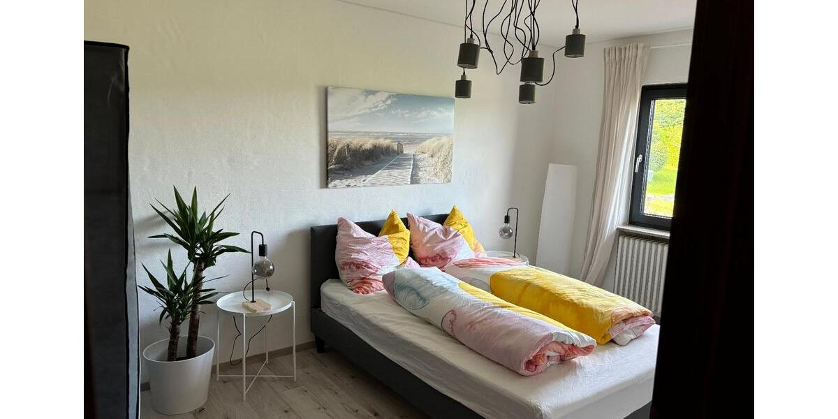 Bungalow Hersbruck - 3 Zimmer, 200 m&sup2;, 2.100&euro; | Angebot:25046991