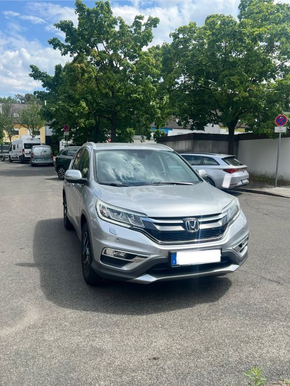 Honda CR-V 92.000 km 18.800 € Fürth 90766