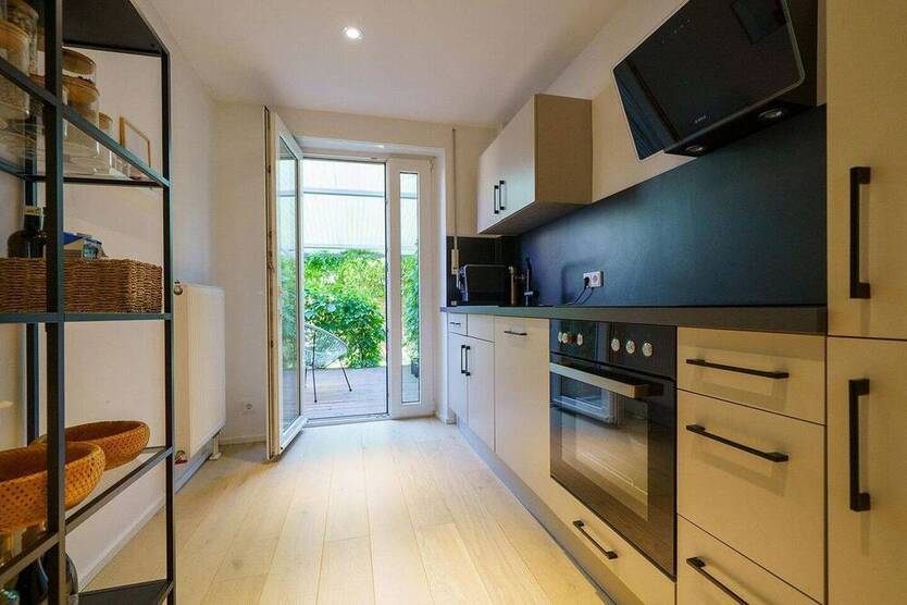 Ohne Makler! Charmante Wohnung mit Garten und Stellplatz!