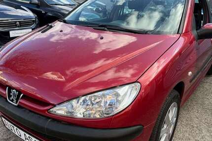 Peugeot 206 124.000 km 1.480 &euro; Fuerth 90763