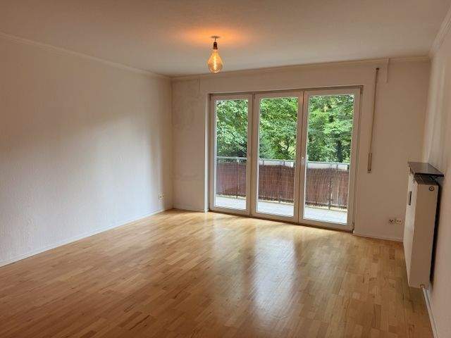 ** Helle 3 Zimmer Wohnung mit guter Ausstattung, 2 Balkonen, Einbauküche - frei ** 3 zimmer