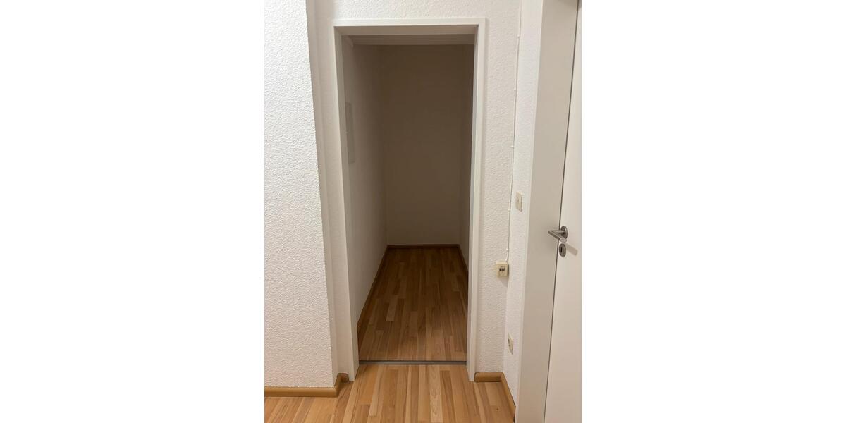 Möblierte 1-Zimmer-Wohnung zu vermieten - mit Stellplatz 1 zimmer