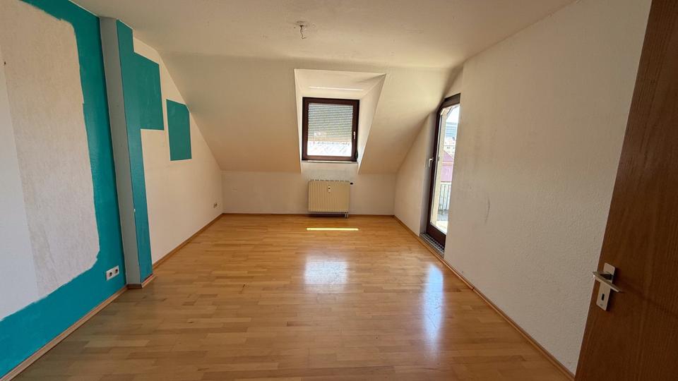 Dachgeschoßwohnung Nürnberg Hasenbuck - 3 Zimmer, 102 m&sup2;, 320.000&euro; | Angebot:26271637