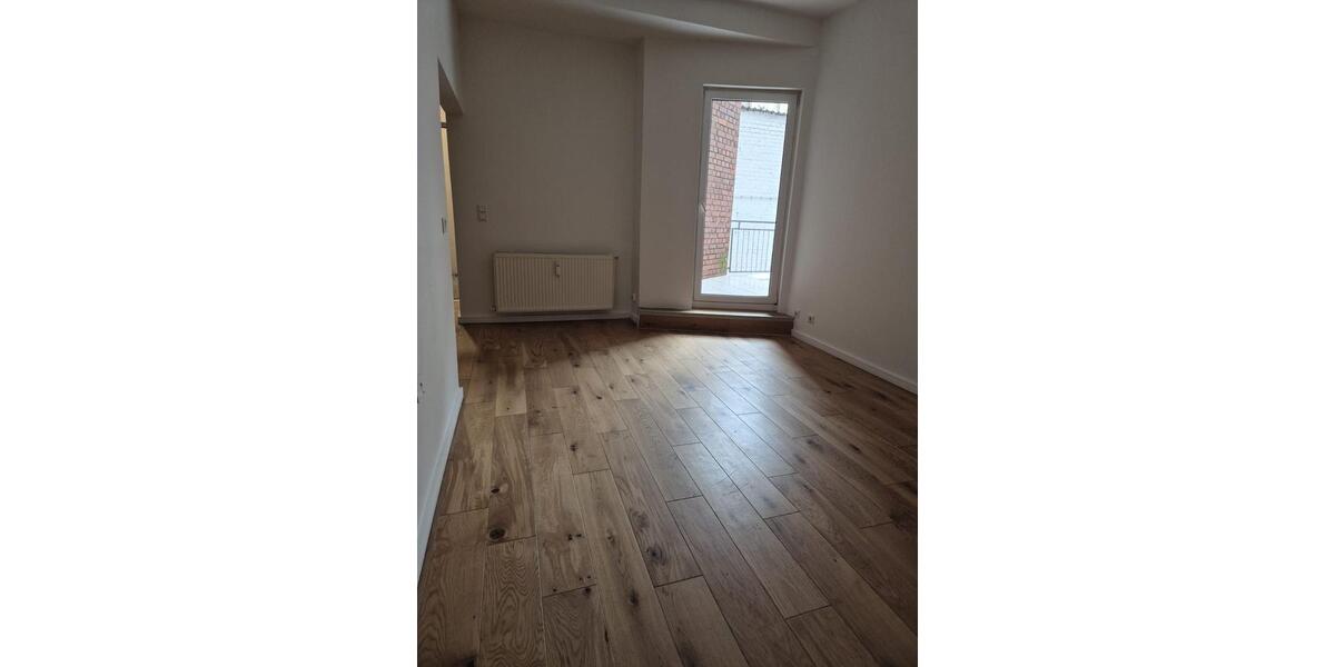 Zentrale charmante 2-Zimmer-Wohnung Balkon Badewanne Gäste-WC 2 zimmer