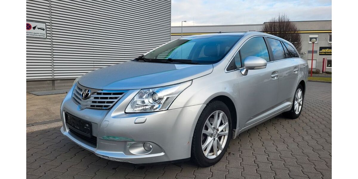 Toyota Avensis 295.000 km 4.300 &euro; Nürnberg 90449