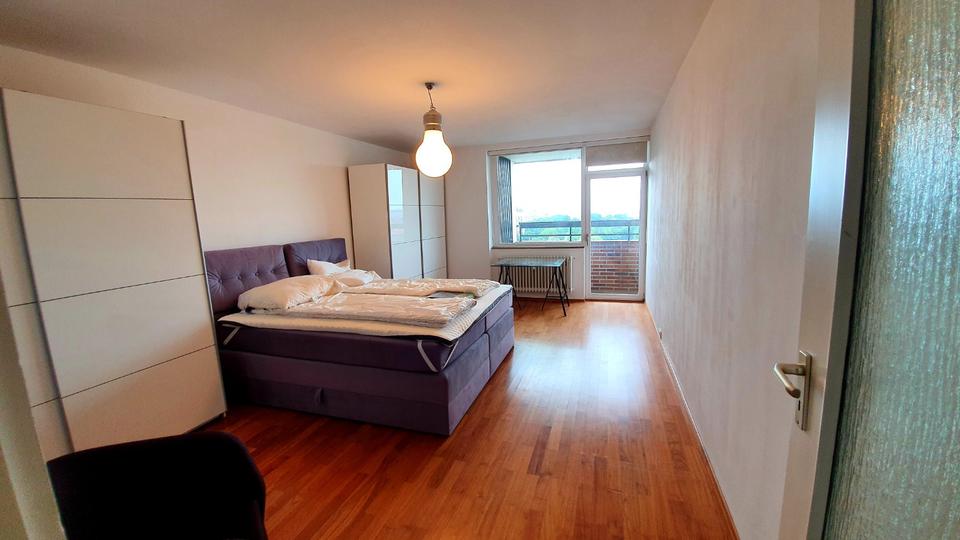 Traumhafte 4 Zimmerwohnung im 14. OG mit Blick über Wöhrder See 4 zimmer