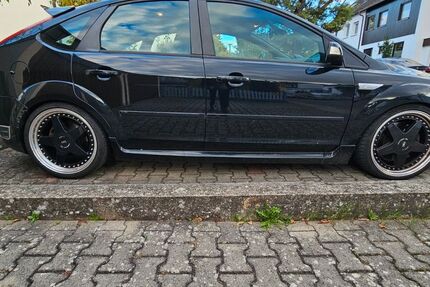 Ford Focus 194.229 km 5.000 € Eckental 90542