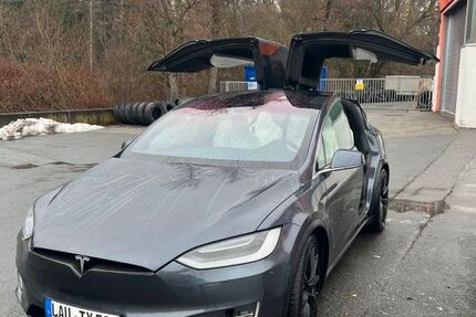 Tesla Model X 243.000 km 25.900 &euro; Neunkirchen am Sand 91233