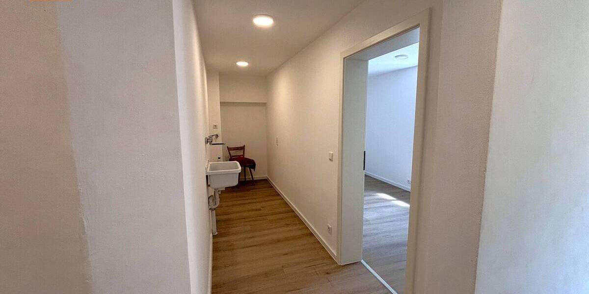 Einfamilienhaus Engelthal - 7 Zimmer, 216 m&sup2;, 1.990&euro; | Angebot:26694551