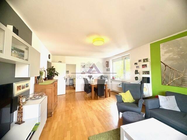 Einmalige Gelegenheit! Helle 4-Zimmer-Dachterrassen-Wohnung in Innenstadtlage mit sehr großer Dachterrasse 4 zimmer