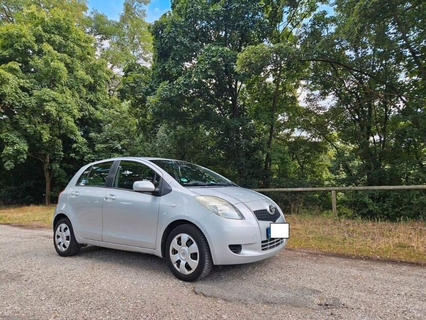 Yaris
